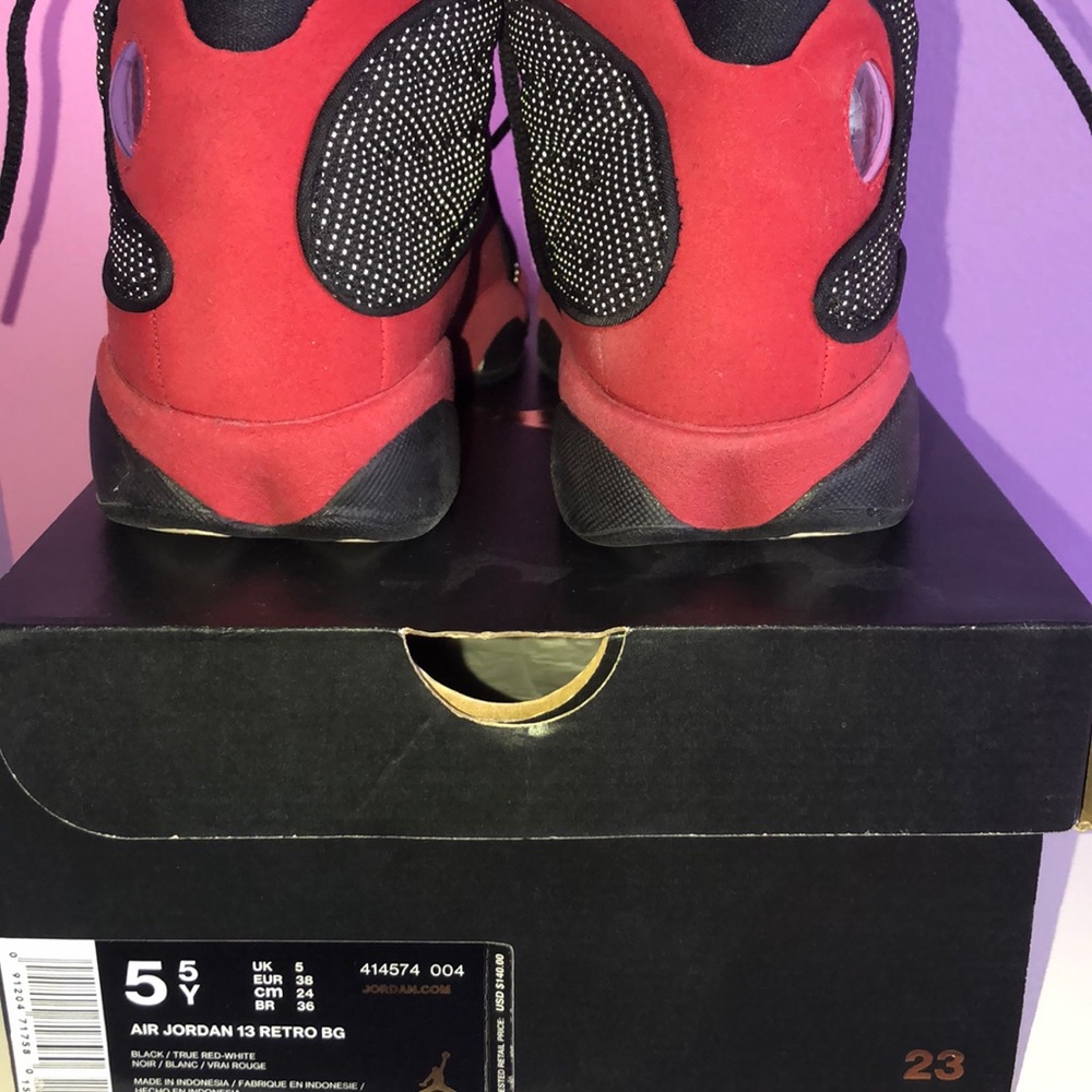 Air Jordan 13 Retro bg